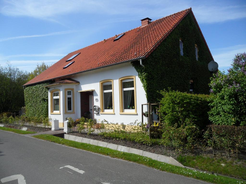 Frieslands Ferienwohnung Bockhorn  Exterior photo